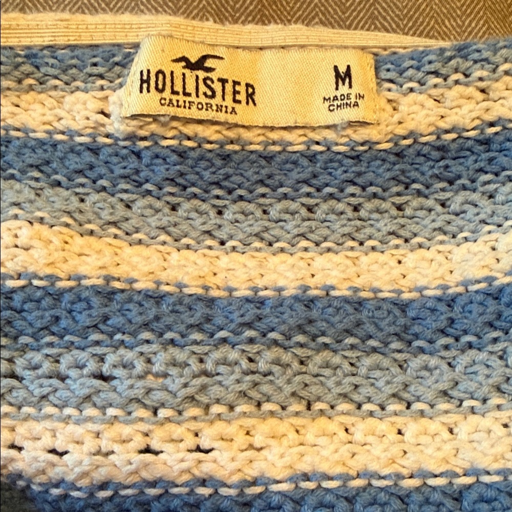 Hollister Blue and White Knit Crop Top - Picture 4 of 5